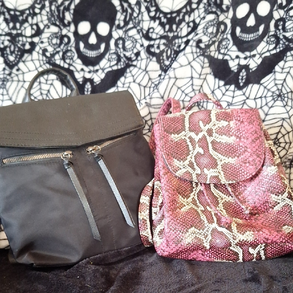 Stylish Black and Pink Women's Backpack Set